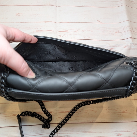 EUC Tory Burch Willa Black Matte Quilted Shoulder Crossbody Bag - Picture 9 of 16